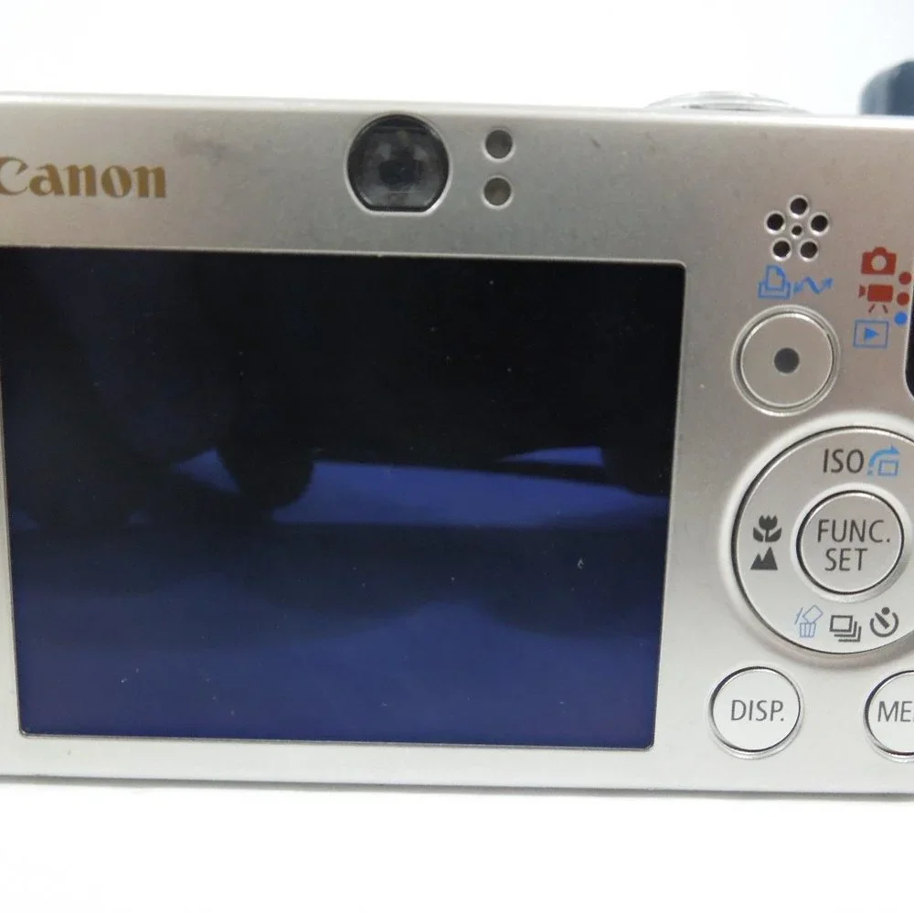 Canon PowerShot SD1000 7.1MP Digital Elph Camera with 3x Optical Zoom - Picture 3 of 8